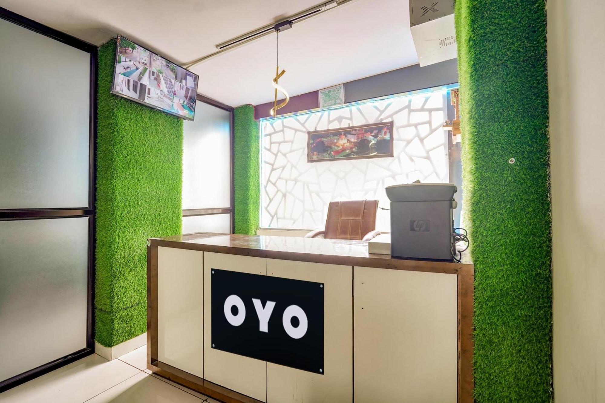 Super Oyo Hotel O Sky Wings Аджмер Екстериор снимка