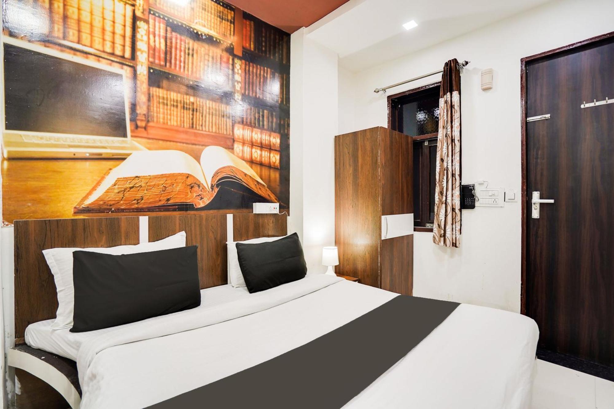 Super Oyo Hotel O Sky Wings Аджмер Екстериор снимка
