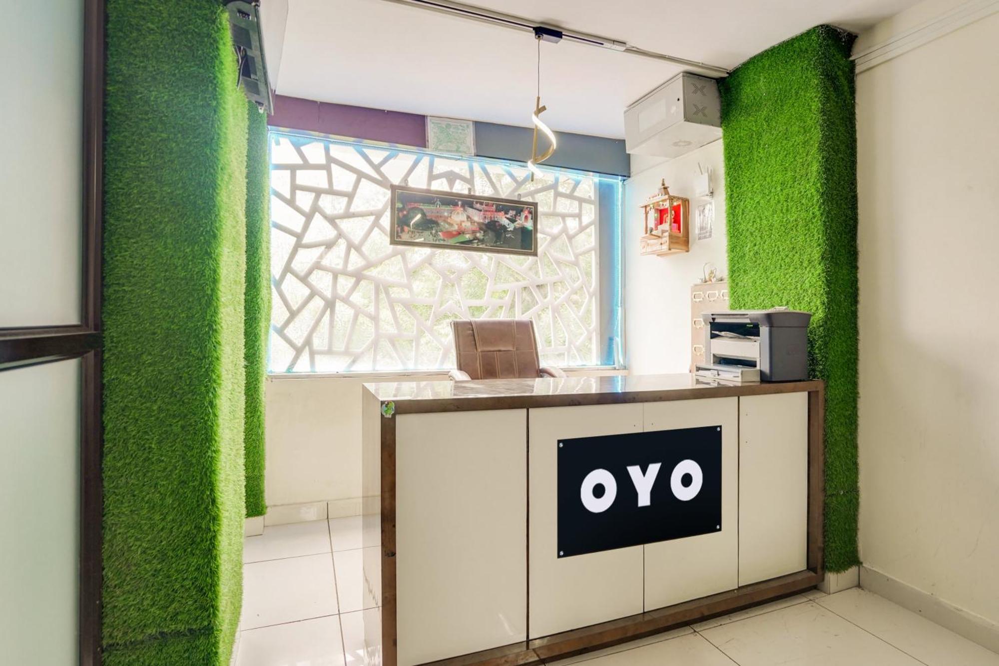Super Oyo Hotel O Sky Wings Аджмер Екстериор снимка