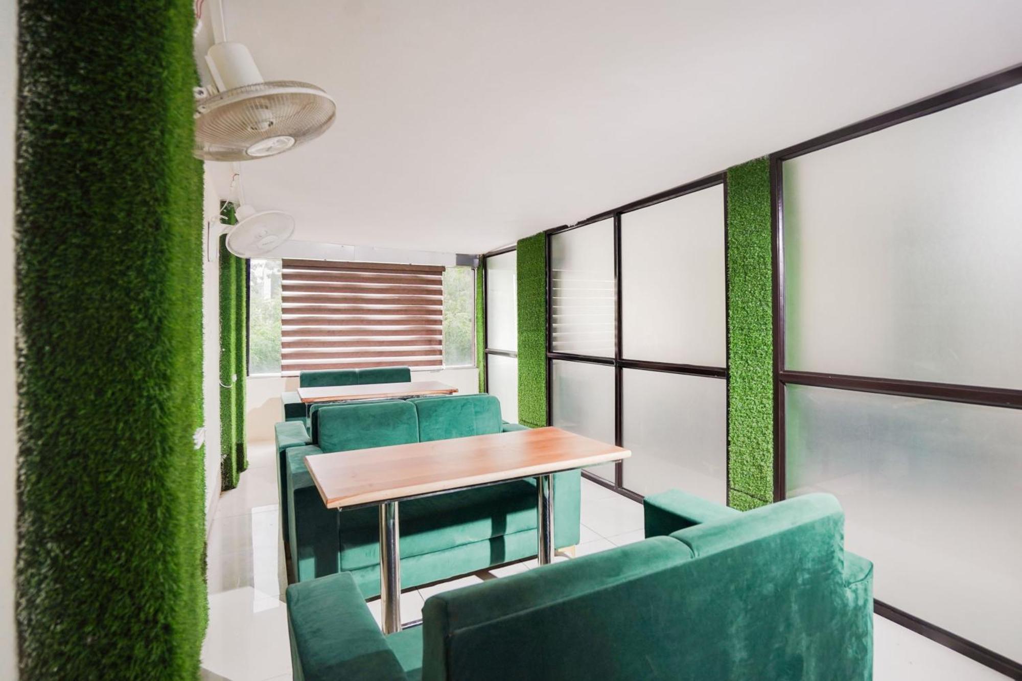 Super Oyo Hotel O Sky Wings Аджмер Екстериор снимка